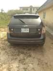 A picture of 07 Ford Edge