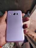 A picture of Shape Japans phone 32gb 4gbram