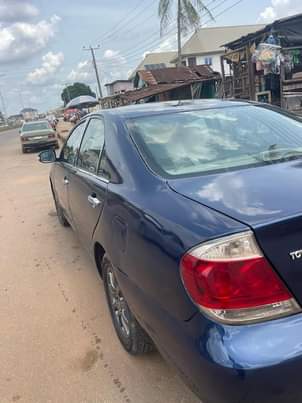 A picture of Neatly used first body Camry 2 4