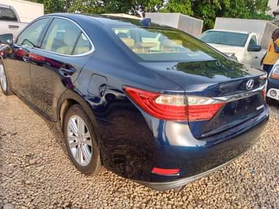 A picture of Lexus 2015