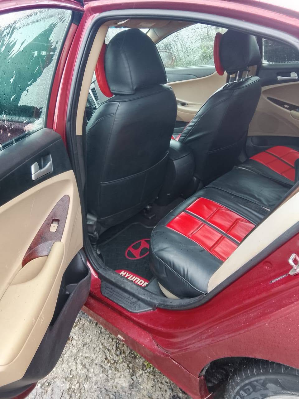 A picture of 2013 Hyundai sonata