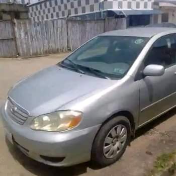 A picture of Toyota Corolla 2004