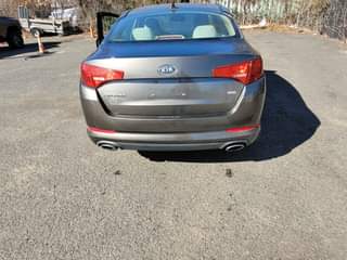 A picture of 2011 Kia Optima LX Sedan 4D