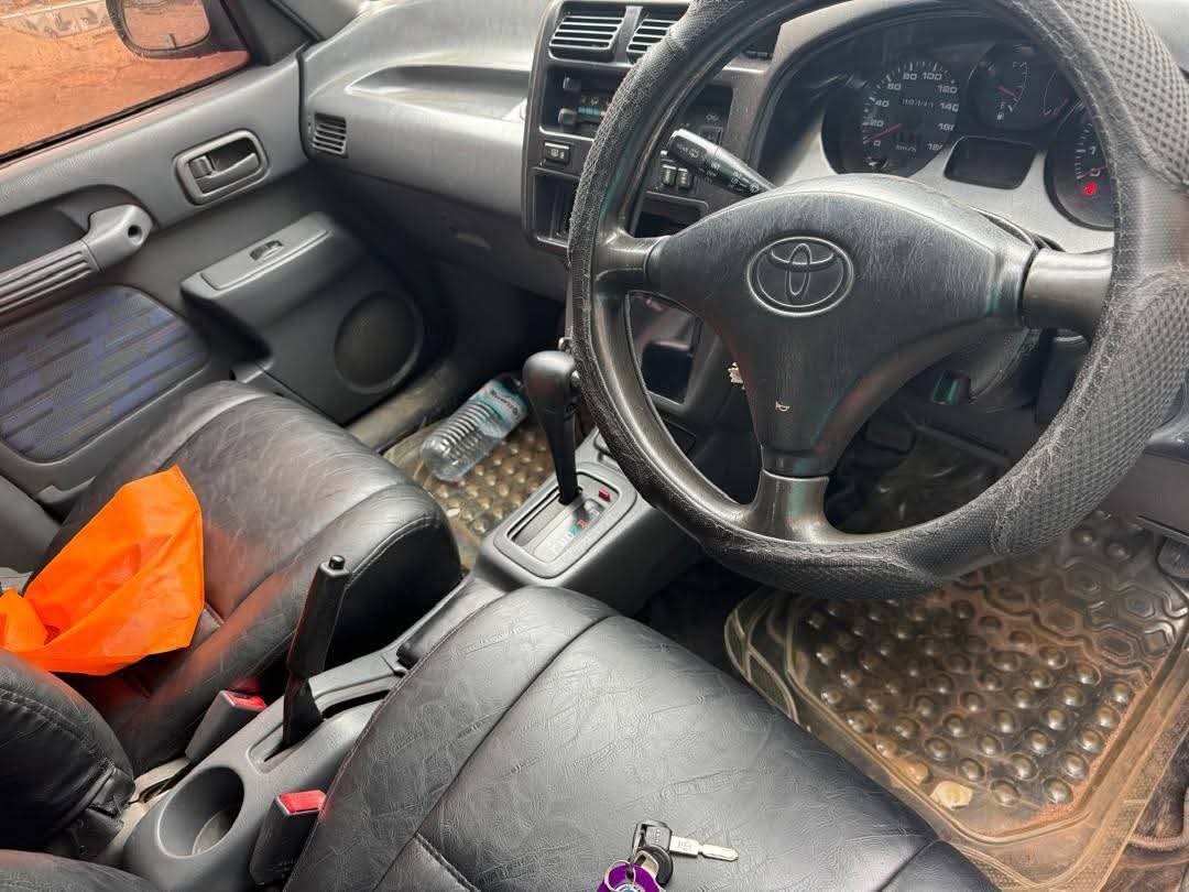 A picture of Rav 4 ordinary price 15m negotiable