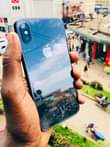 A picture of Iphone x 256gb