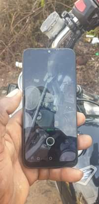 A picture of infinix smart6