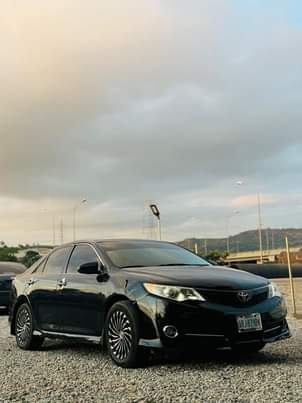 A picture of Toyota Camry 2013 model Neatly Used Engine 100 Automatic Transmission