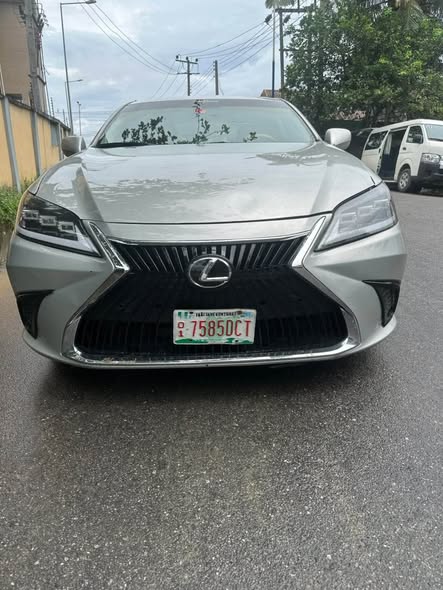 A picture of Foreign used Lexus ES350 2026 entry Mint grade Untampered parts