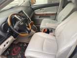 A picture of 2004 Lexus rx330 First Body