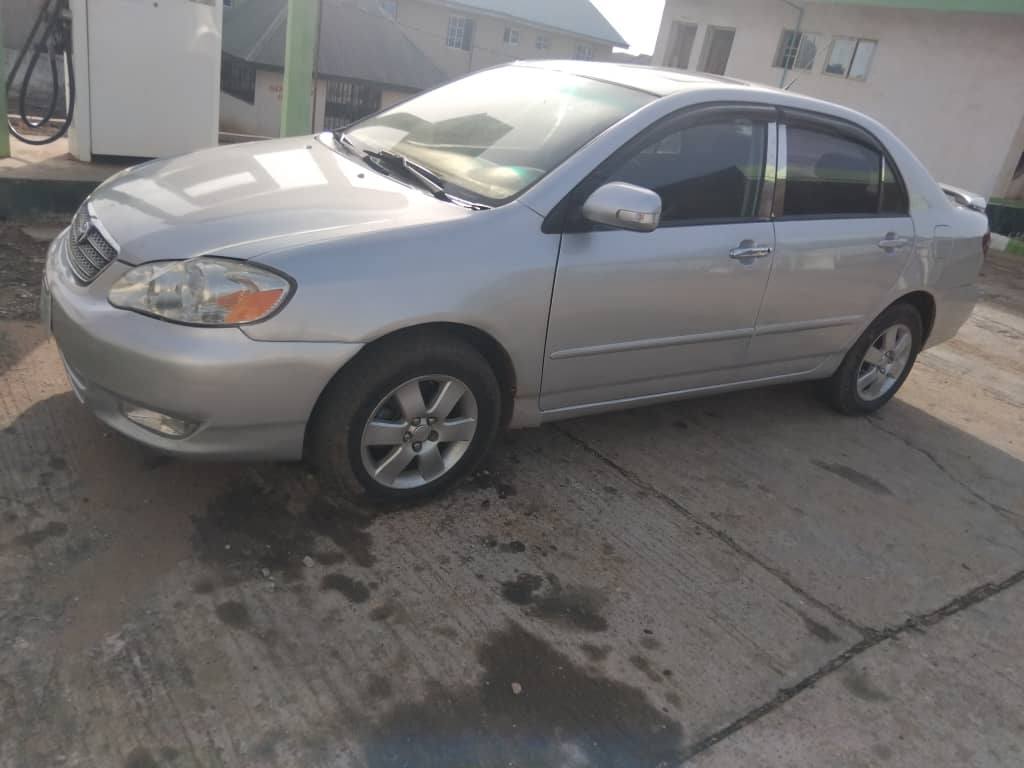 A picture of Corolla 06 available