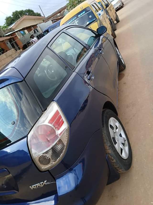 A picture of Toyota Matrix 2005 model clean and Perfectly working