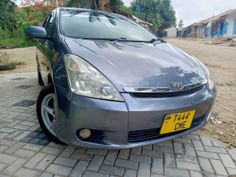 A picture of Toyota wish