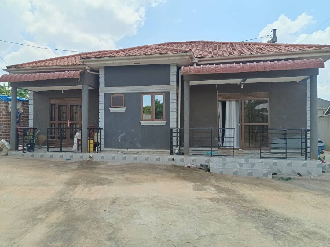 A picture of Hot deal rentals on sale Location Namugongo_Along Anglican shrine Rd