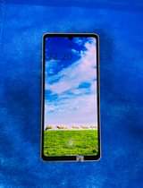 A picture of AQUOS SHARP SENSE 6