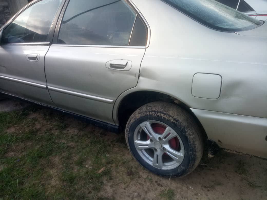 A picture of Honda Accord 1998 model
