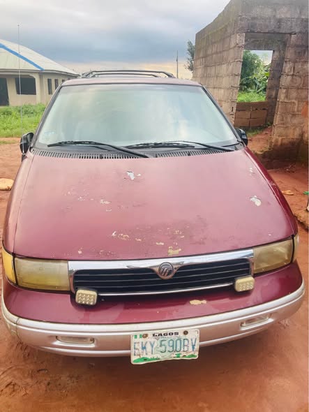 A picture of Car