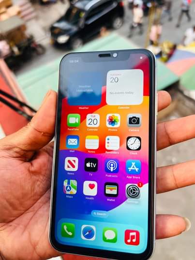 A picture of Iphone xr