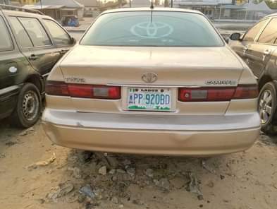 A picture of Toyota camry pencil light on the first body Engine 100