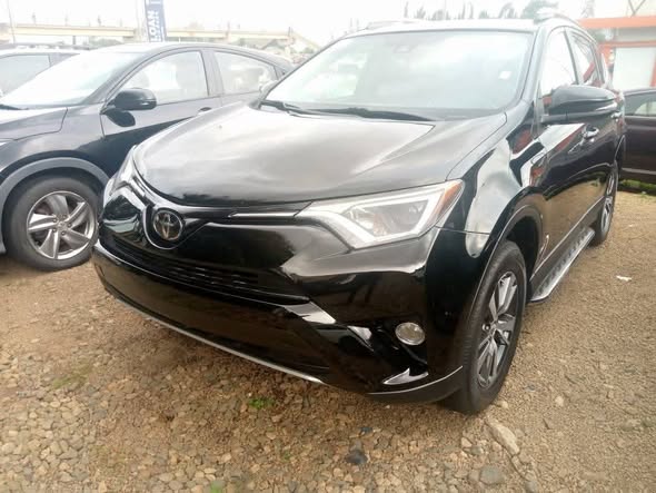 A picture of 2019 Toyota rav4