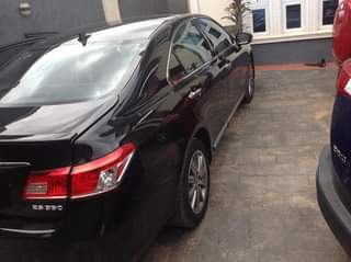 A picture of Clean Foreign used 2012 Lexus ES350 in mint condition