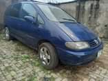 A picture of VOLKSWAGEN SHARAN SPACE CAR