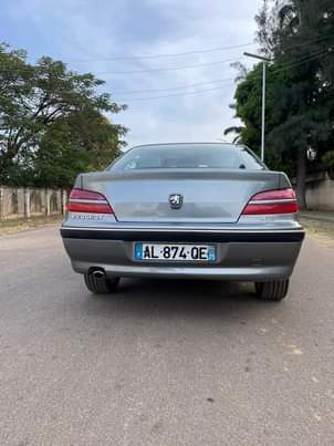 A picture of Peugeot 406 2004 Model