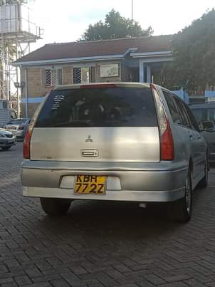 mitsubishi lancer
