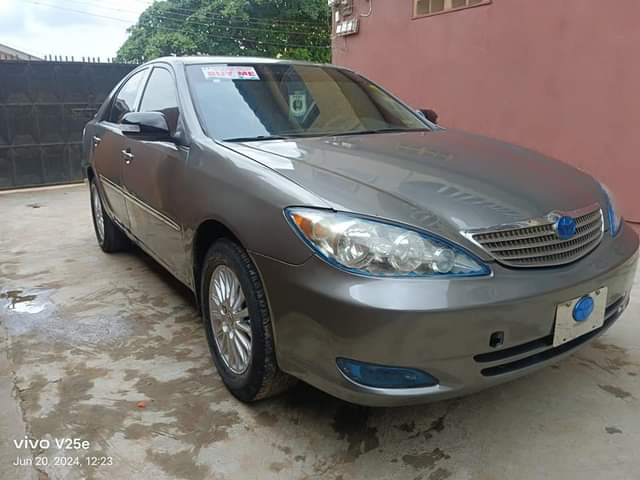 A picture of TOYOTA CAMRY 04 08069557848