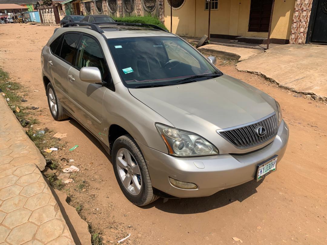 A picture of Registered Lexus Rx350 2008 model