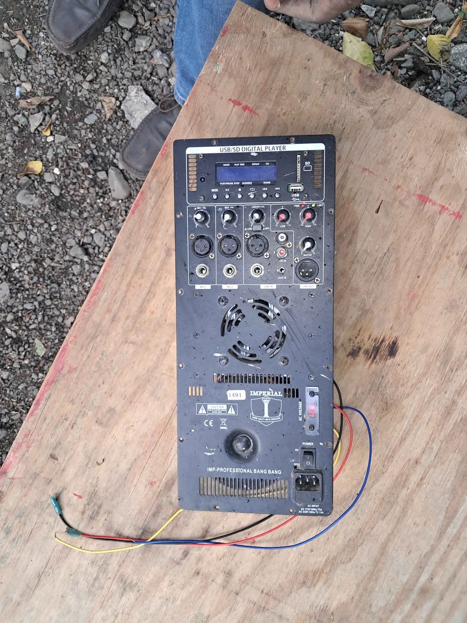 audio amplifier