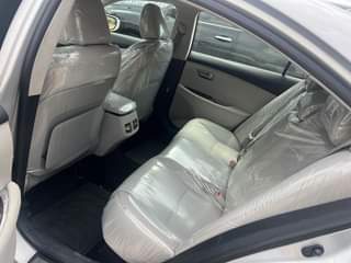 A picture of Distress sales Foreign used 2011 Es350 cash needed urgently cleared