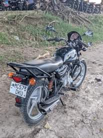 A picture of Boxer BM 125