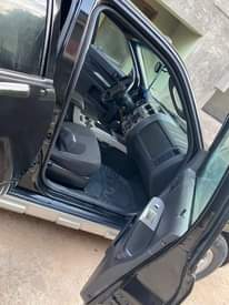 A picture of 2010 Ford escape V6 engine