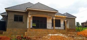 A picture of Quick money needed. 3bedrooms sitting dinning boysquaters. Underground well. 15decimals