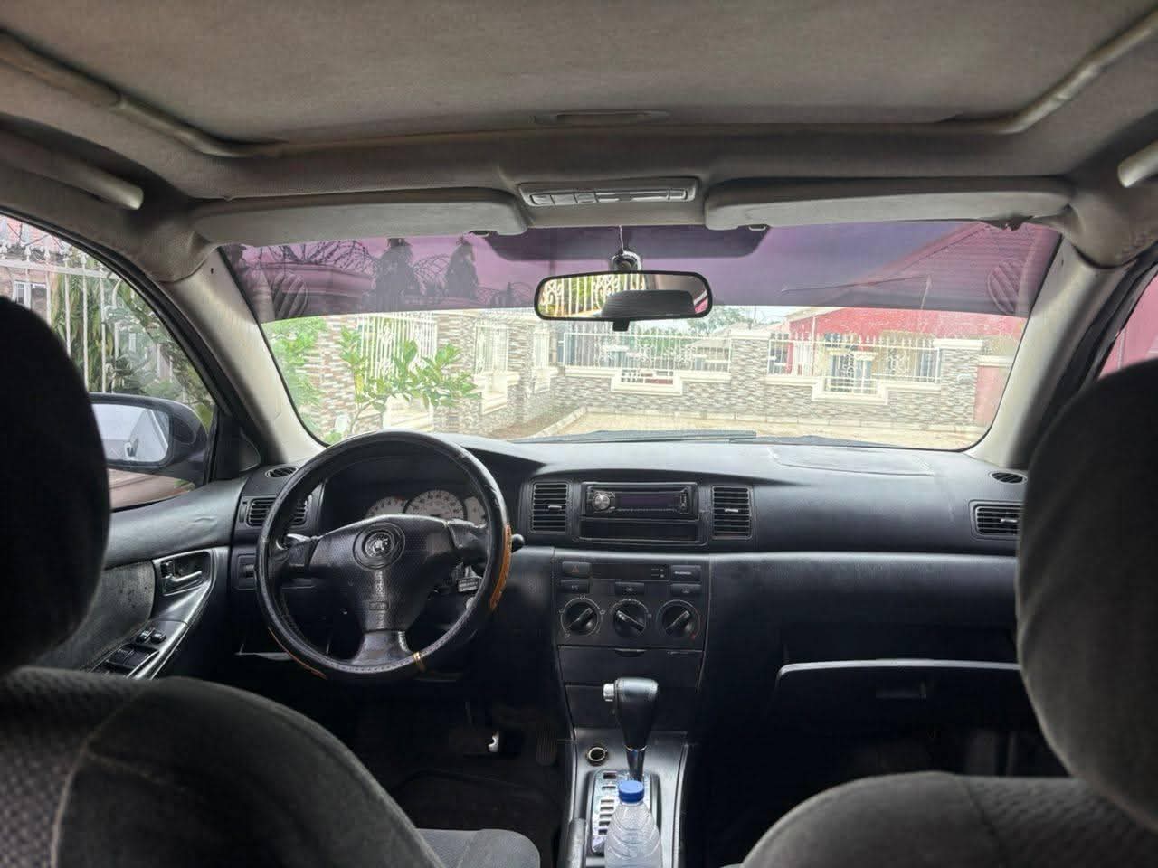 A picture of 2004 Toyota corolla