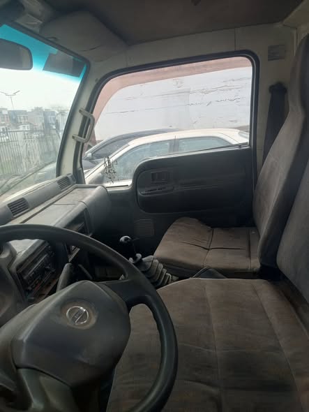 A picture of NISSAN ATLAS TRUCK