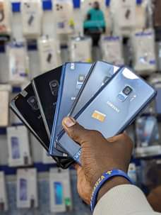 A picture of SAMSUNG S9 PLAIN