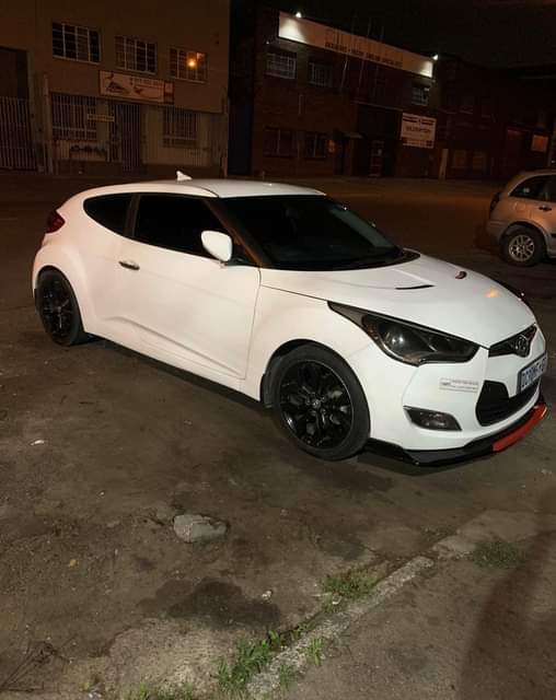 hyundai veloster