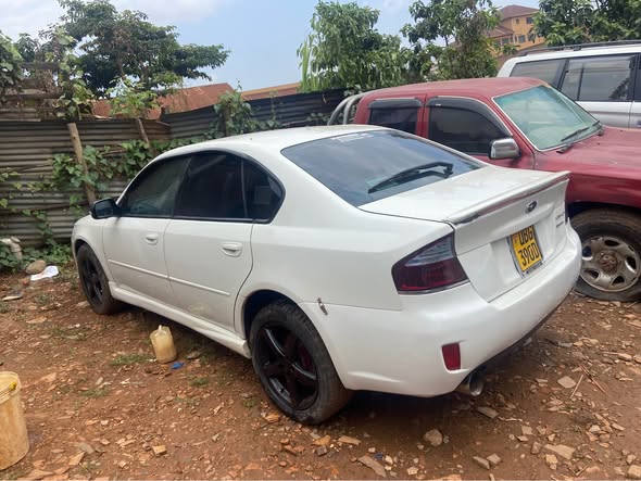 A picture of Subaru bl5