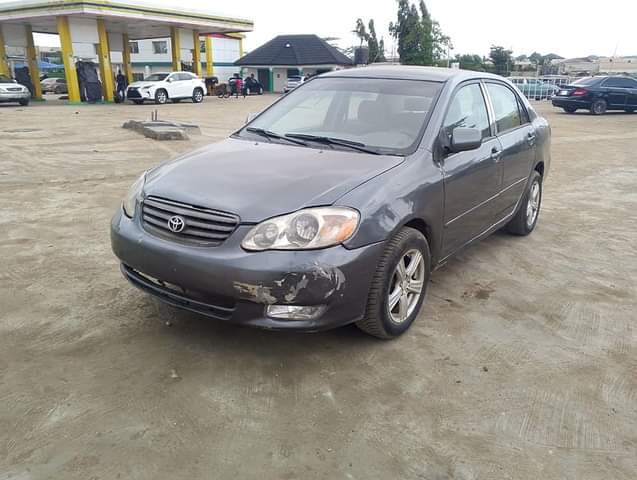A picture of Toyota Corolla 2004 model registered