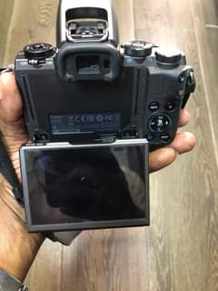 A picture of CANON M5