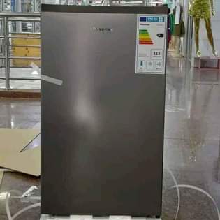 A picture of Hisense ice box fridge