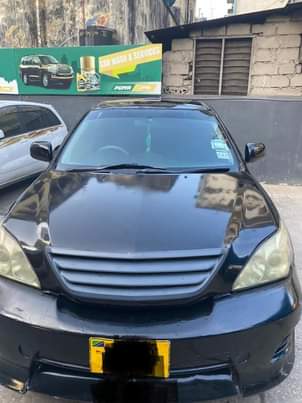 A picture of Toyota Harrier