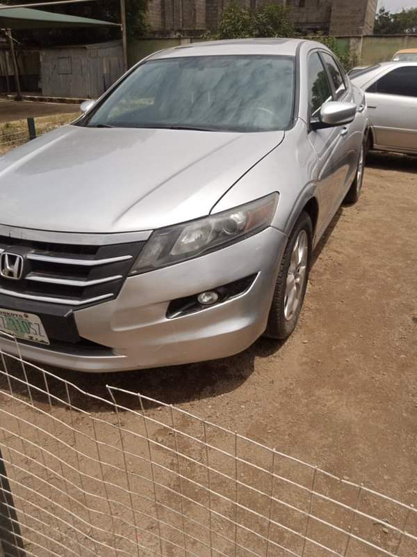 A picture of EXTREMELY CLEAN USED HONDA Crosstour 2010 Model With Engine Ac