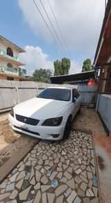 used toyota altezza
