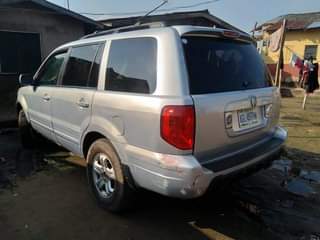 A picture of 2003 Honda Pilot