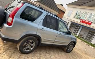 A picture of Honda Crv 2005 08025508383