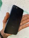 A picture of Iphone 7 plain OG