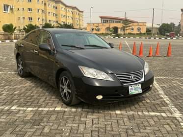 A picture of Reg 2010 Lexus Es350 Super Neat Toks Standard Double Panoramic