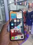 A picture of IPHONE X 256